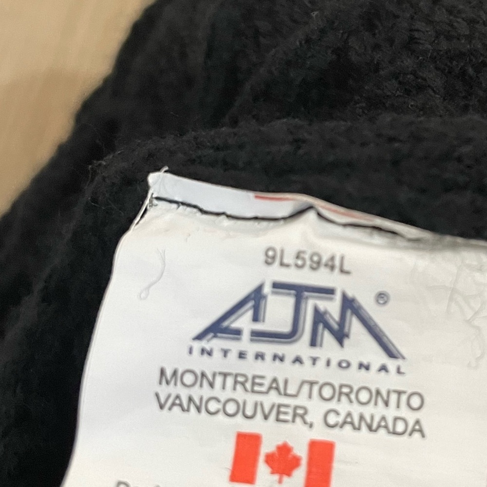 GTFO Black Toque with faux fur pom. - Picture 4 of 5